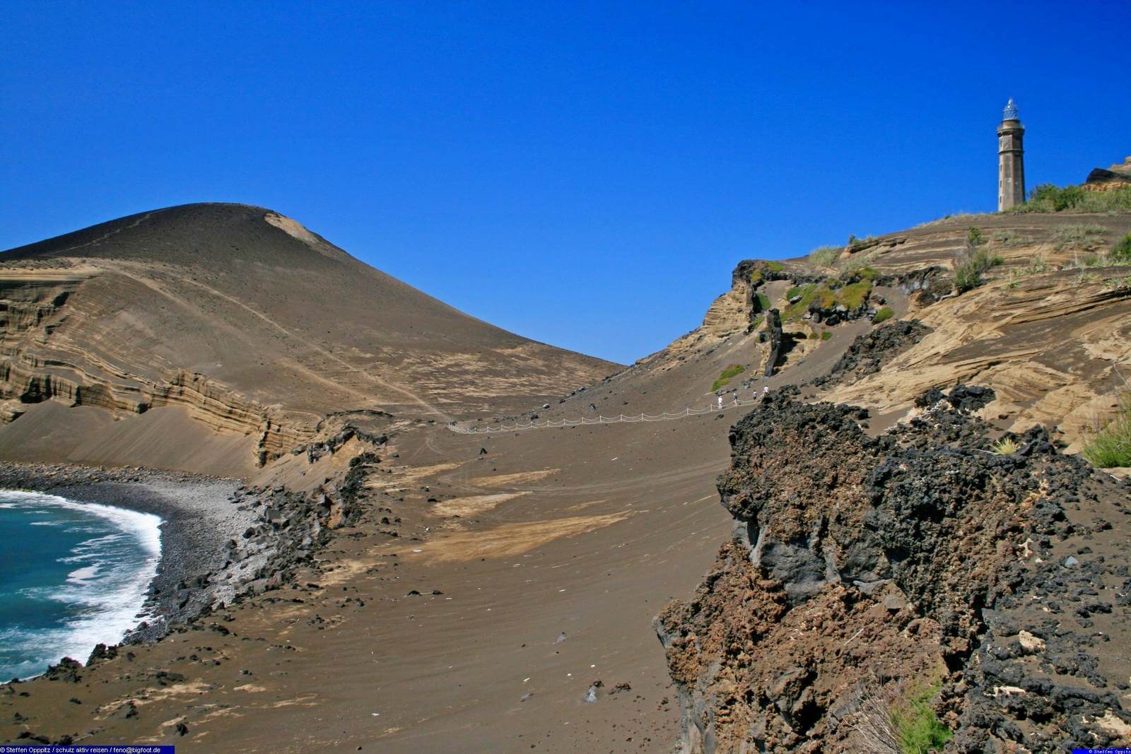 Foto: Die neue Vulkan-Halbinsel Capelinhos auf Faial - Lupe Reisen