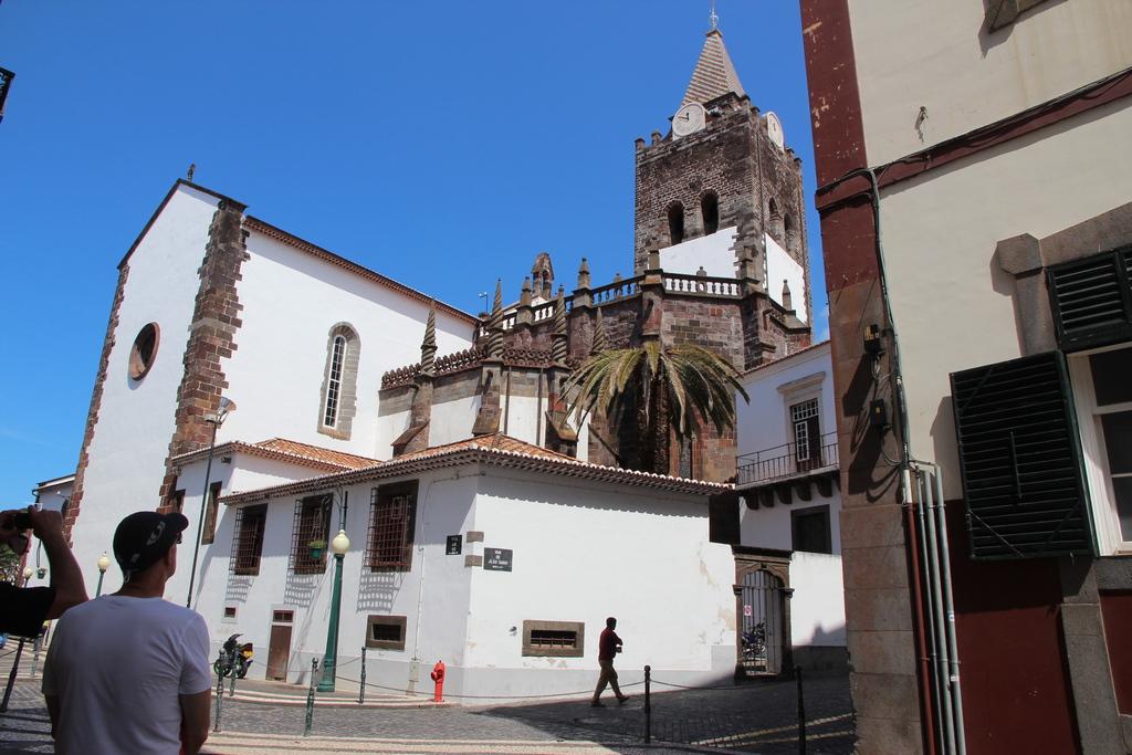 Die Kathedrale S in Funchal - Lupe Reisen