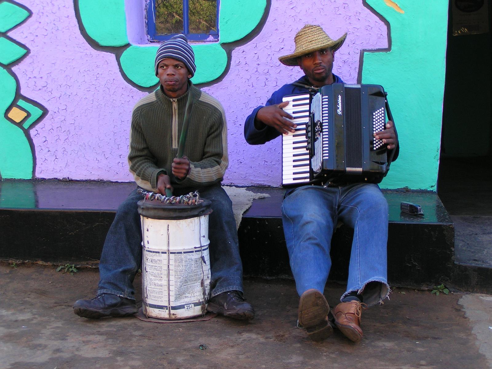 Strassenmusiker auf unserer Wanderreise - Lupe Reisen