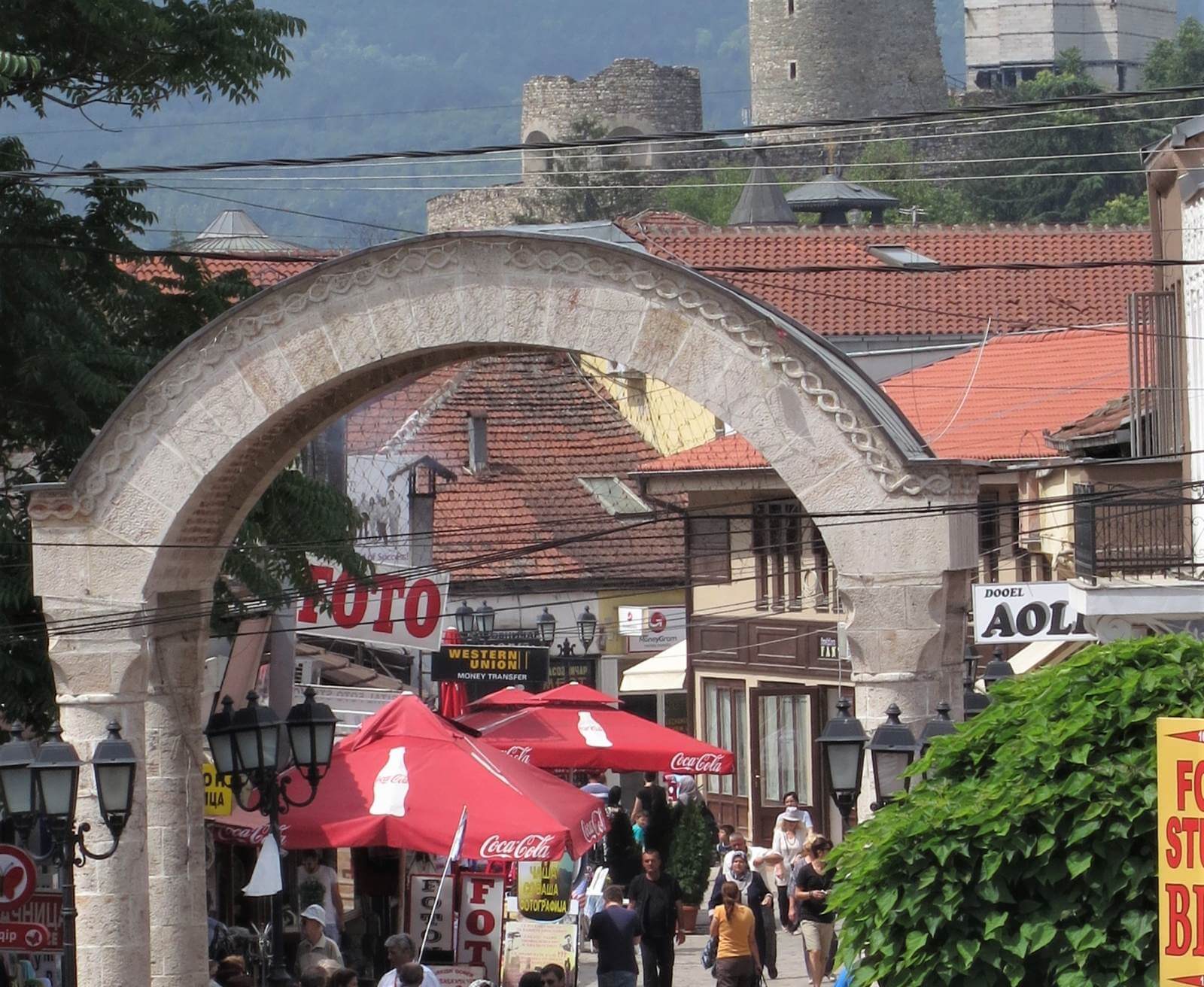 Foto: In der Altstadt von Skopje am Anreisetag - Lupe Reisen