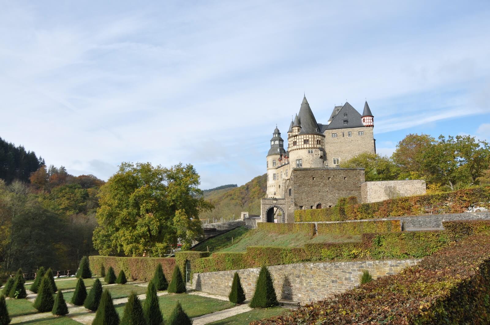 Schloss Brresheim mit Barockgarten
