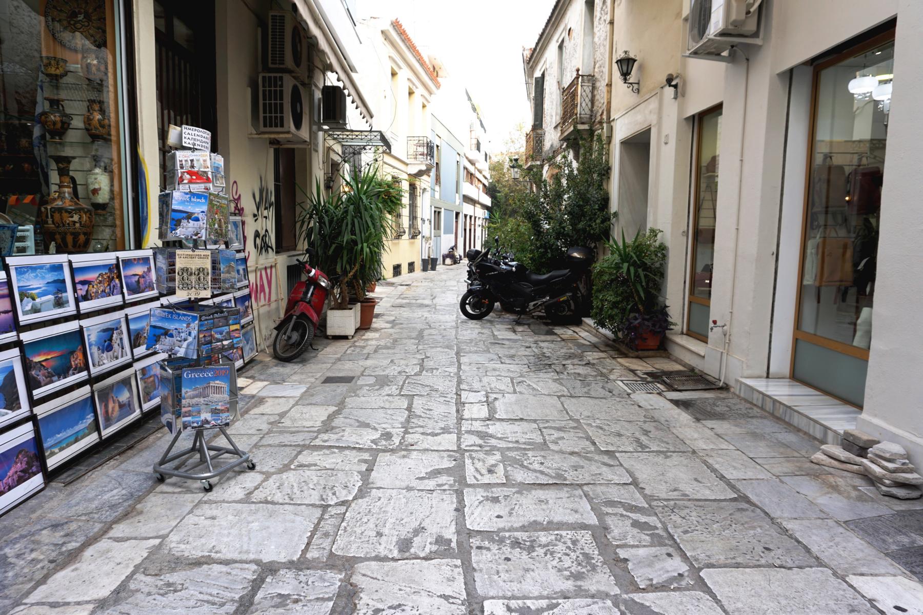Viele hbsche Gassen laden in Athen zum Schlendern ein - Lupe Reisen