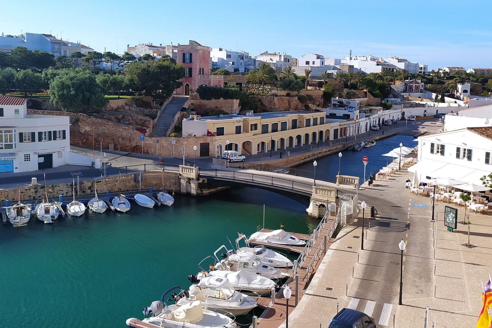 Foto: Blick ber die alte Inselhauptstadt Ciutadella - Lupe Reisen
